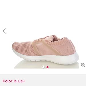WOMAN POLO SNEAKERS [New with tag]